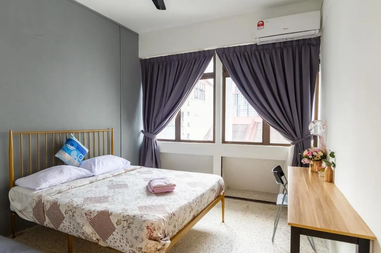 Mac Inn 94 George Town Guest house