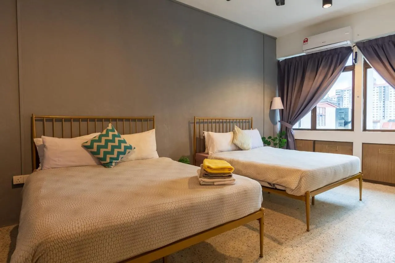 Mac Inn 94 George Town