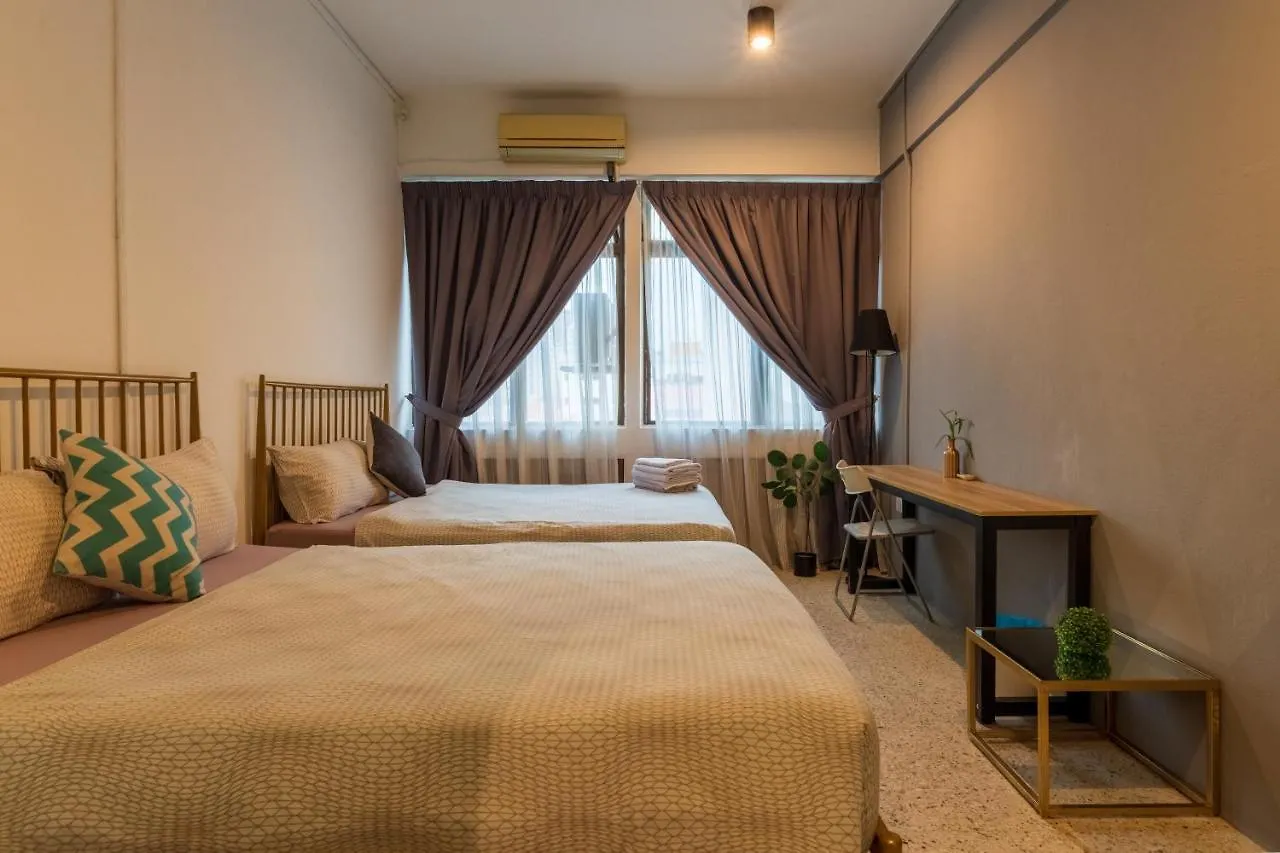 Mac Inn 94 George Town